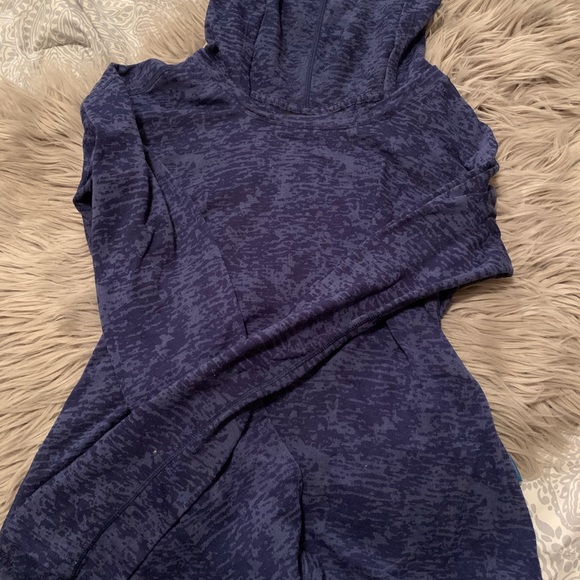 Women’s long sleeves - Picture 6 of 6